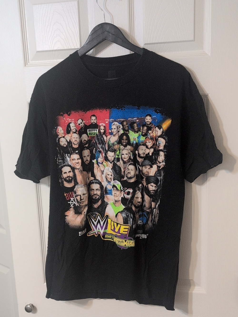 WWE Black Live Collage Graphic Tee with Multicolor Artwork